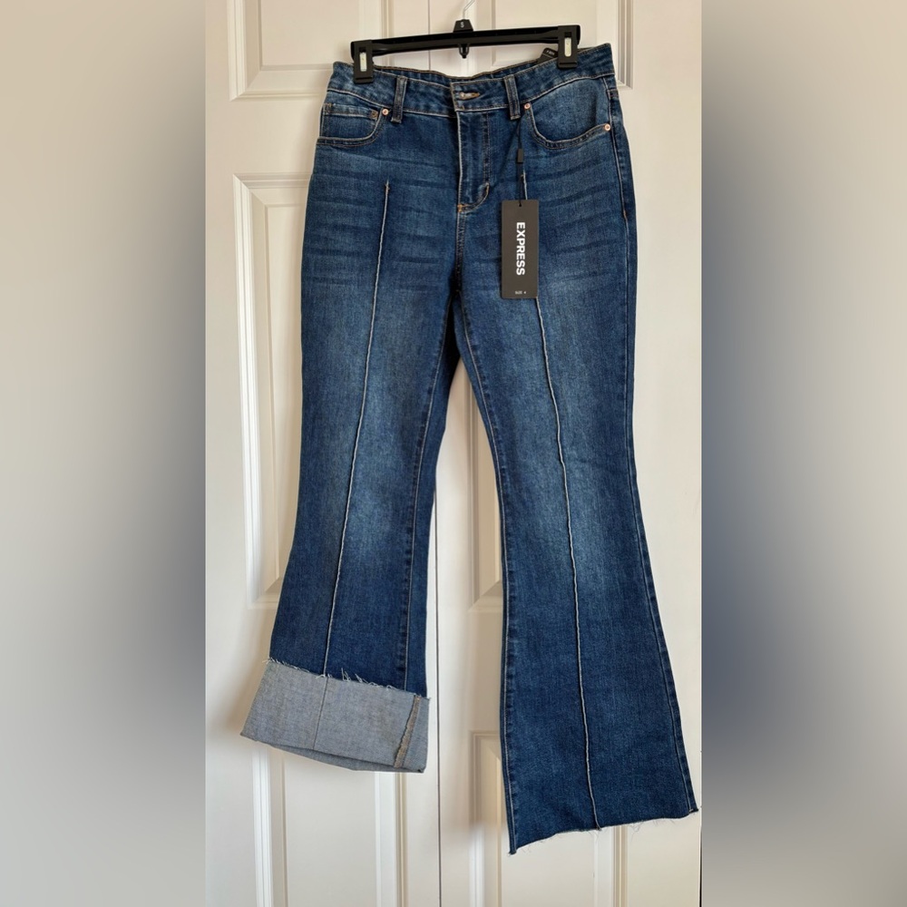 Express Mid-Rise medium Blue Seamed Flare Jeans